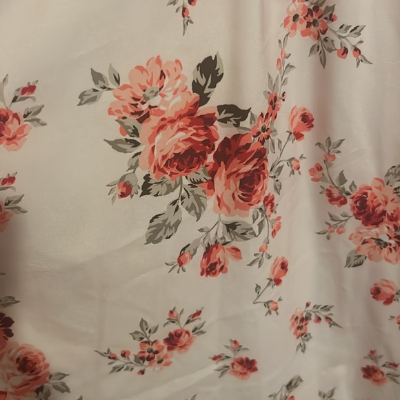 Long pink floral dress - Picture 2 of 2